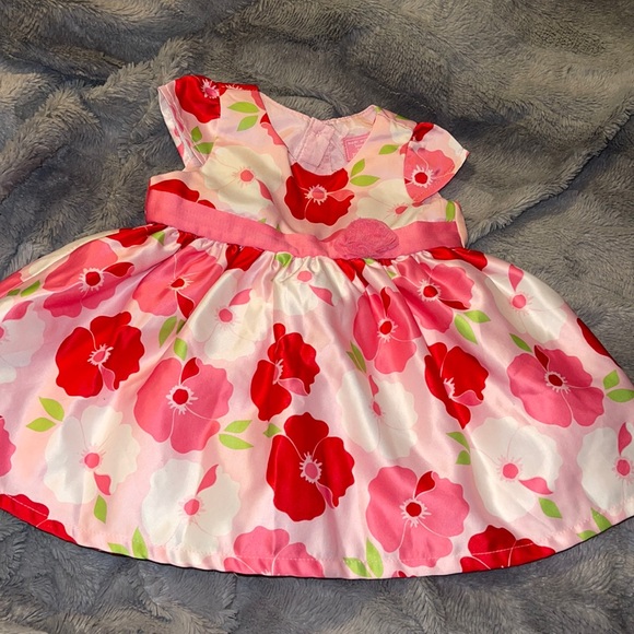 The children’s Place Sleeveless Pink Floral Dress Size 9-12 Months